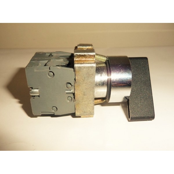 Long Handle Rotary Switch, XB2-EJ 2, Telemecanique (14 Days Warrenty on Entire Stock)